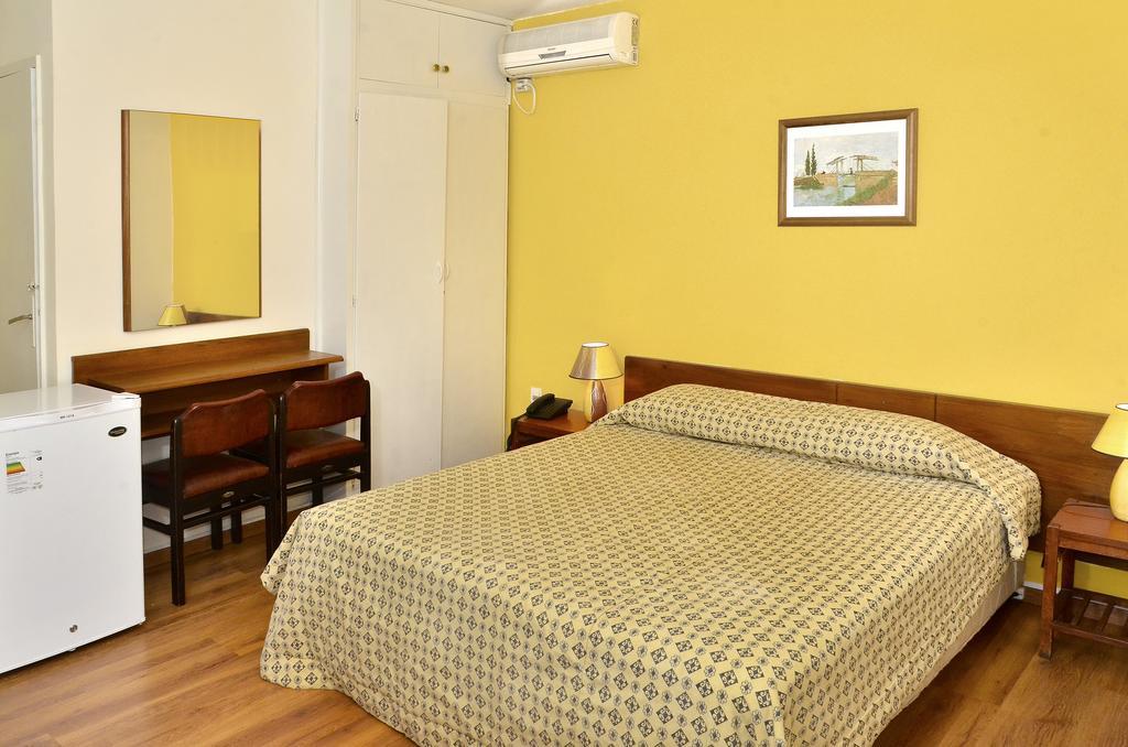 Hotel Hispano Montevideo Dış mekan fotoğraf